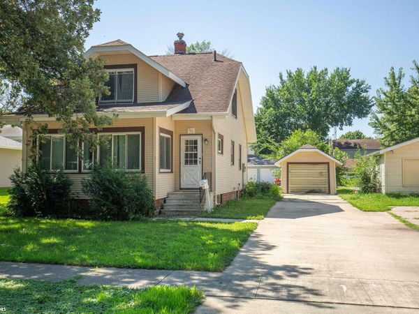 306 E college, Algona, IA 50511