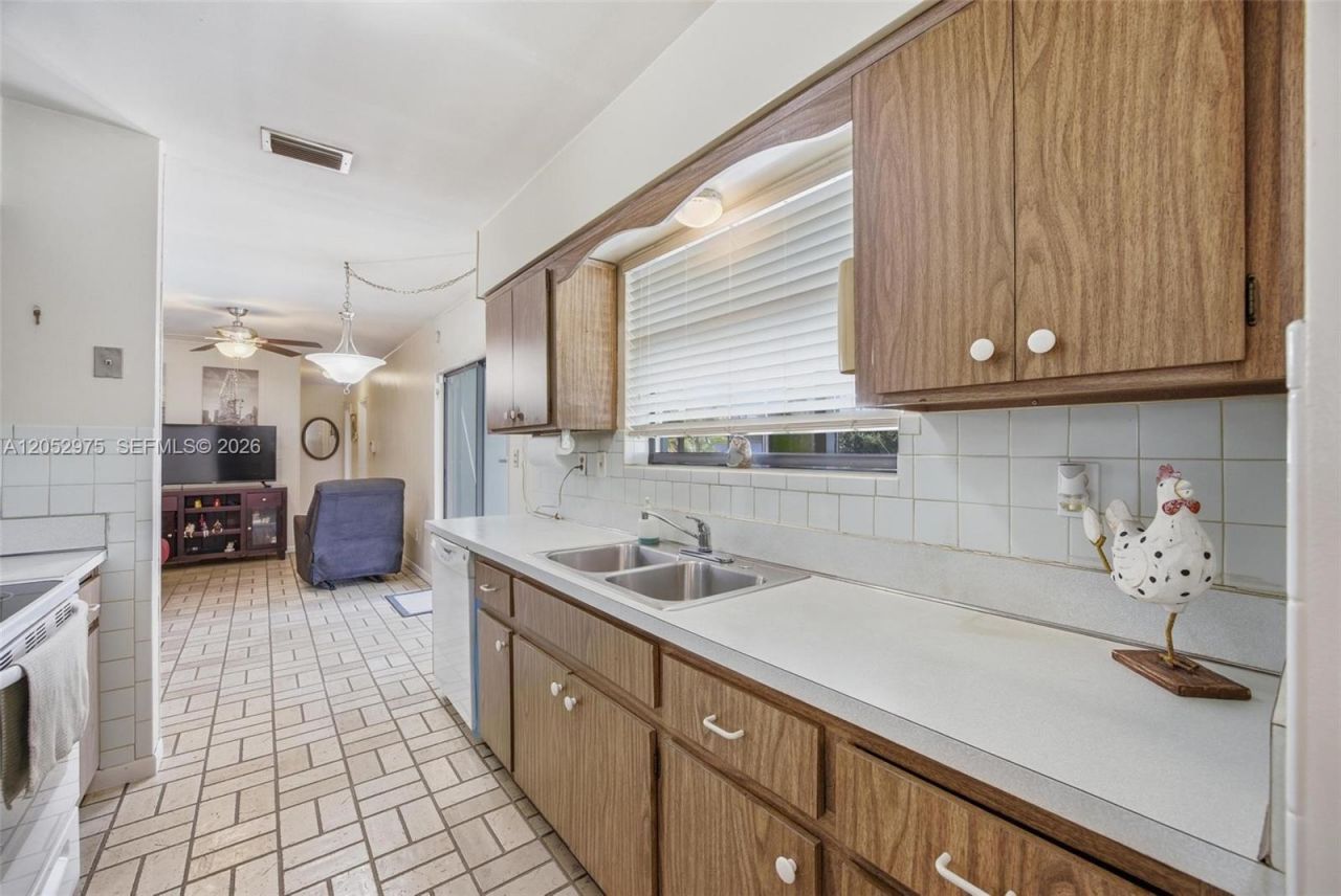 225 NW 15th St , Homestead, FL 33030 Photo