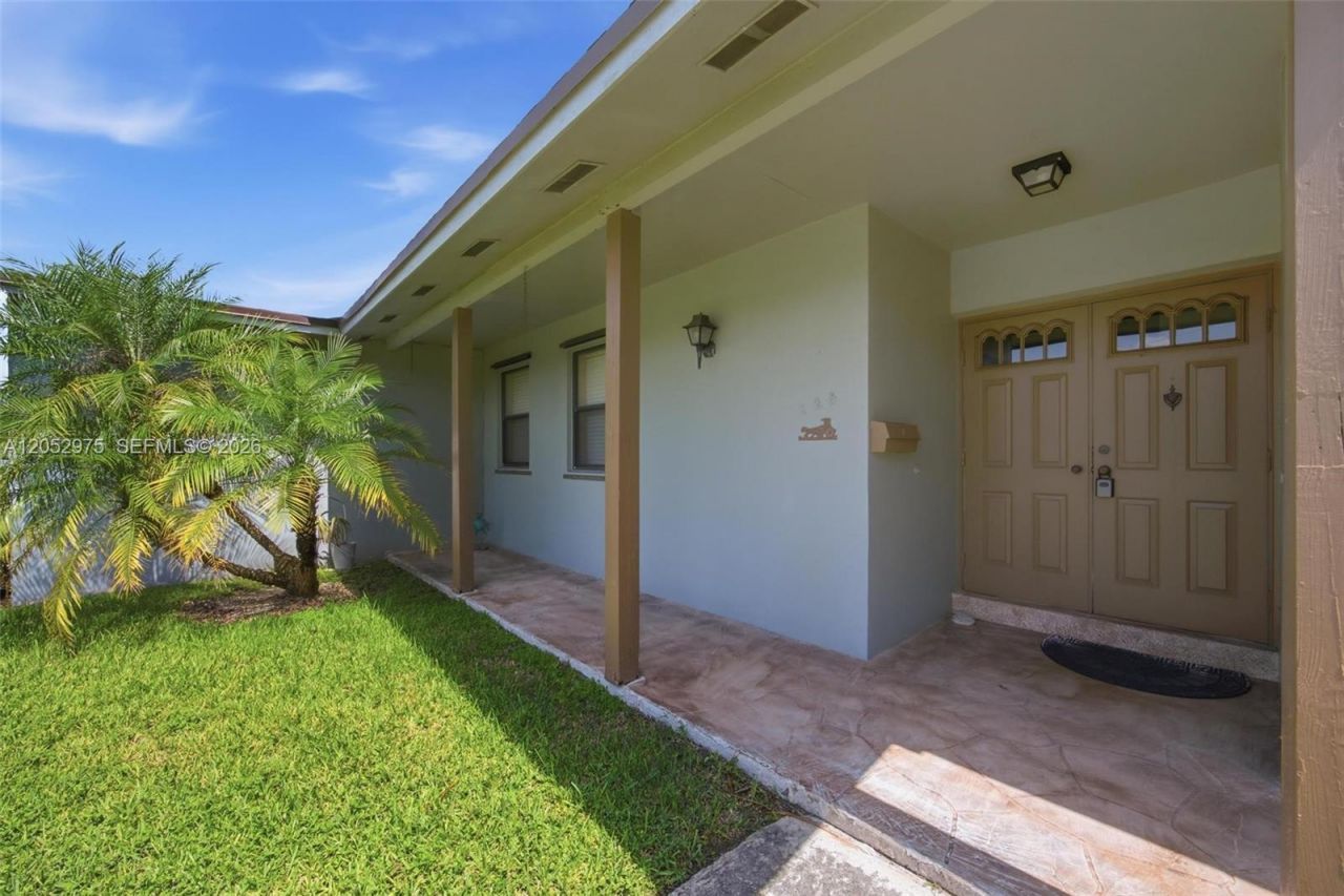 225 NW 15th St , Homestead, FL 33030 Photo