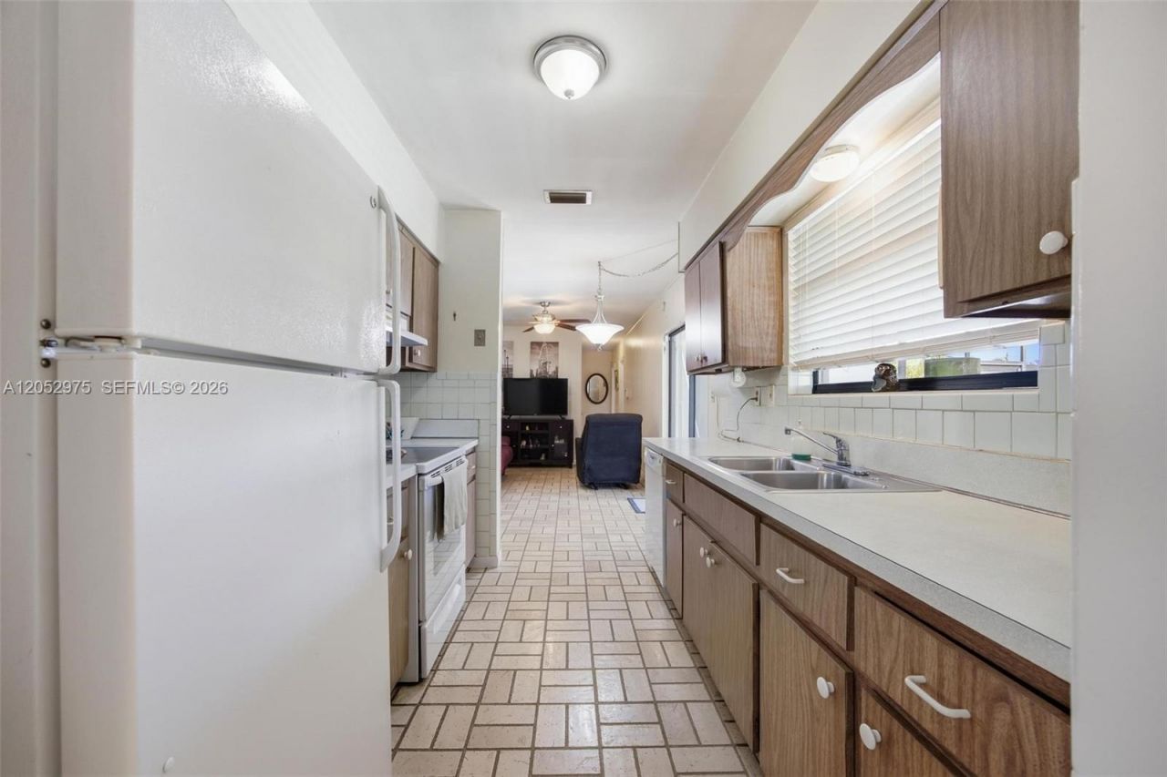 225 NW 15th St , Homestead, FL 33030 Photo