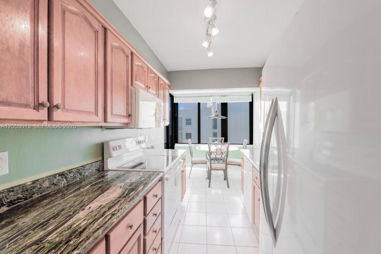 3590 S Ocean Blvd , Unit 707, South Palm Beach, FL 33480 Photo