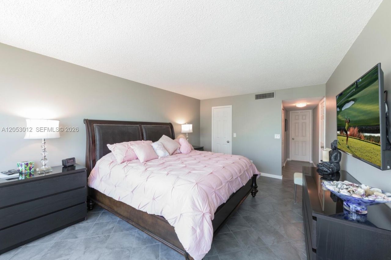 3590 S Ocean Blvd , Unit 707, South Palm Beach, FL 33480 Photo