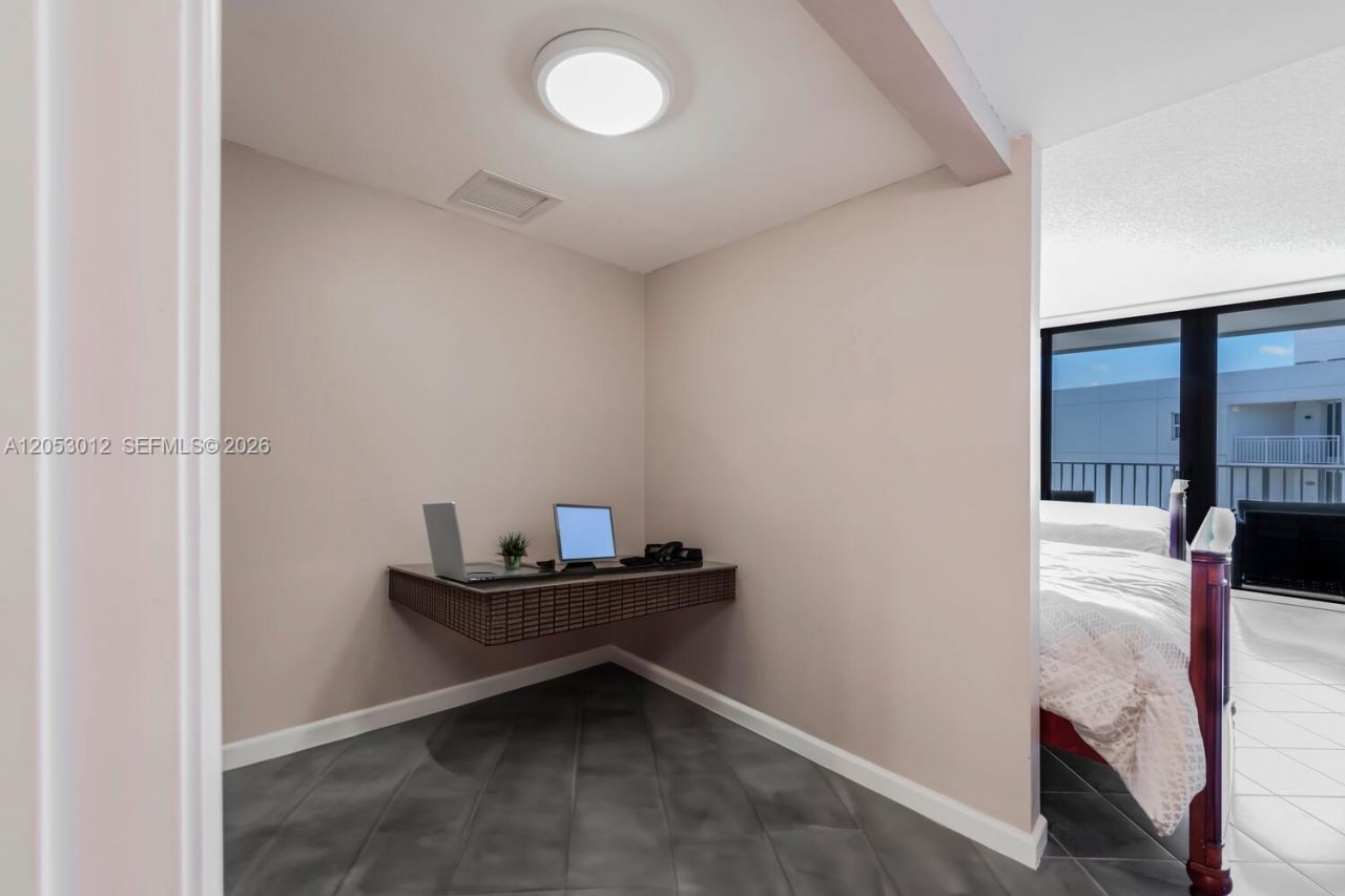 3590 S Ocean Blvd , Unit 707, South Palm Beach, FL 33480 Photo