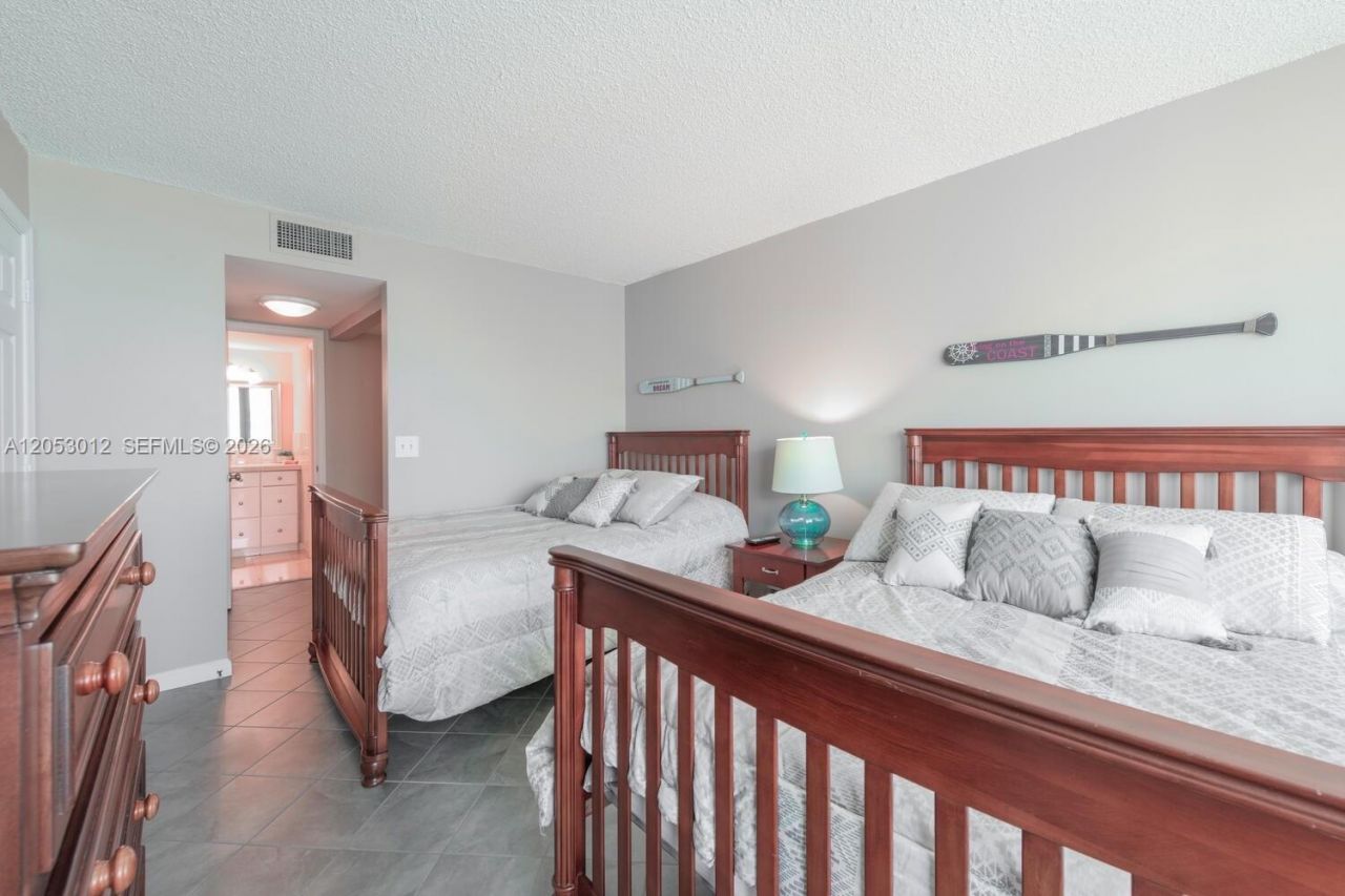 3590 S Ocean Blvd , Unit 707, South Palm Beach, FL 33480 Photo