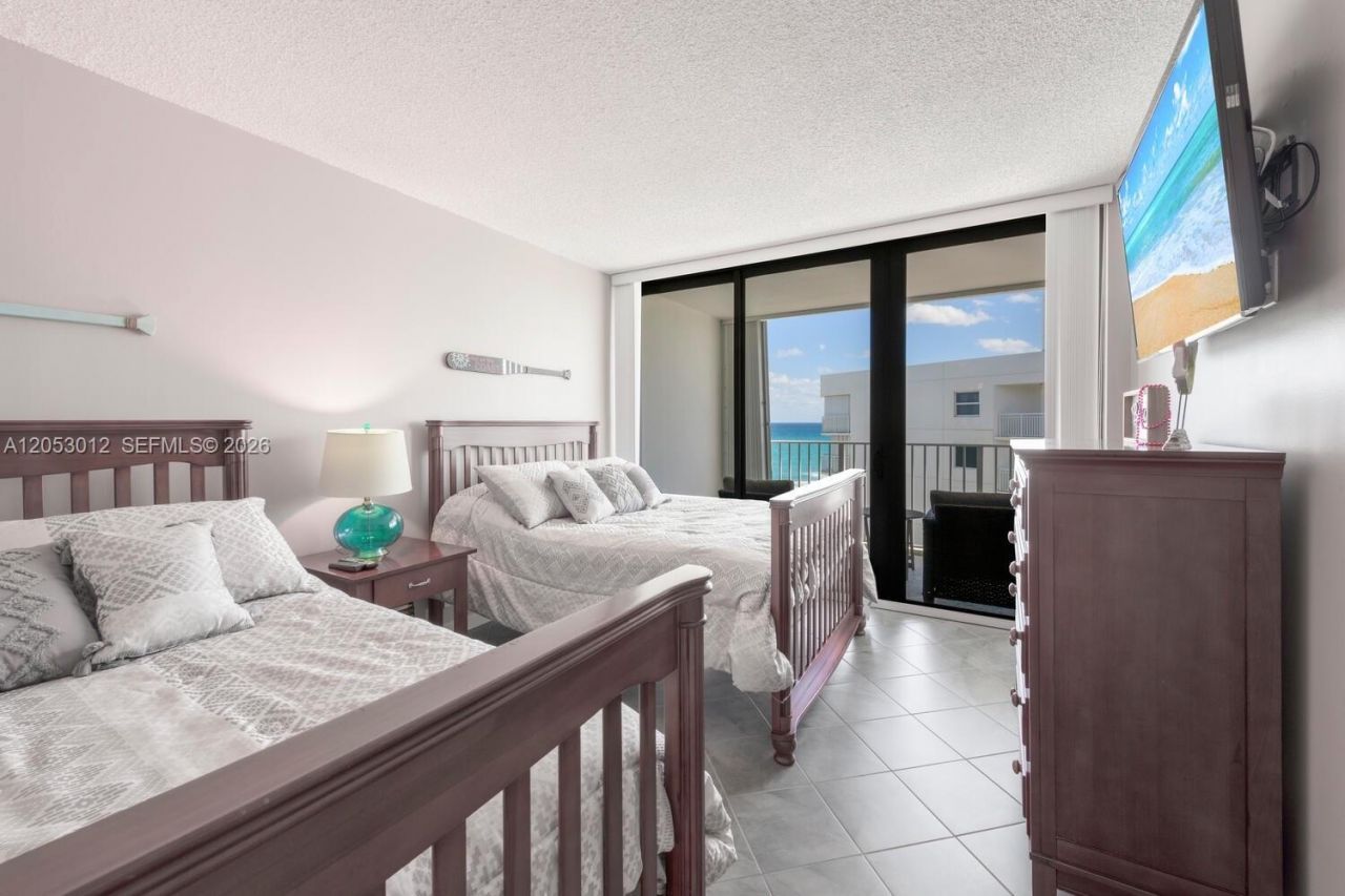 3590 S Ocean Blvd , Unit 707, South Palm Beach, FL 33480 Photo