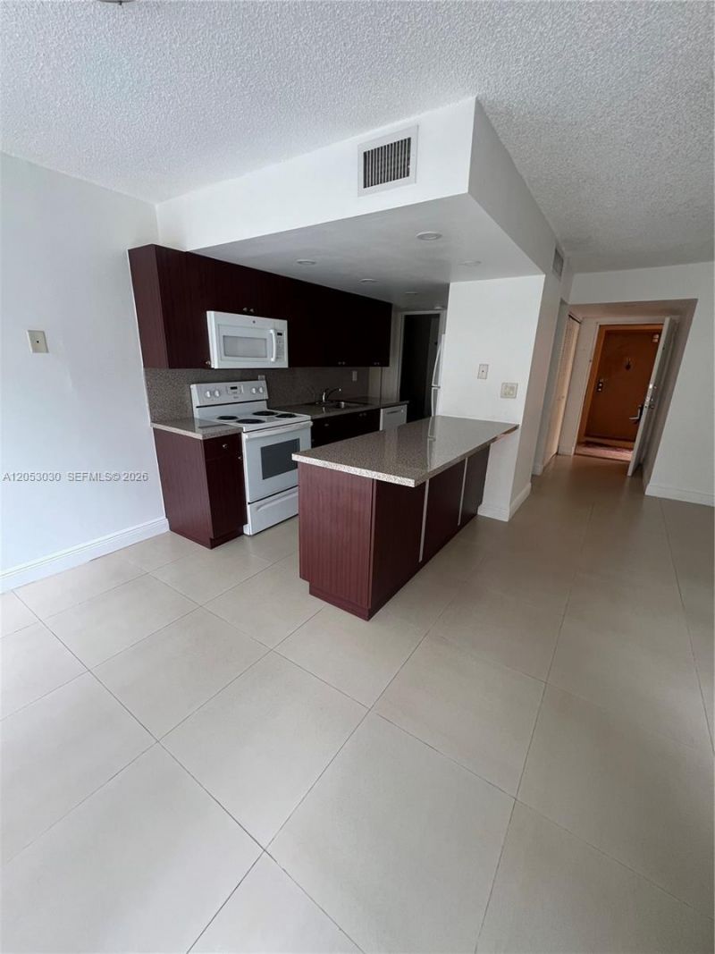 9310 W Flagler St , Unit 115A, Miami, FL 33174 Photo
