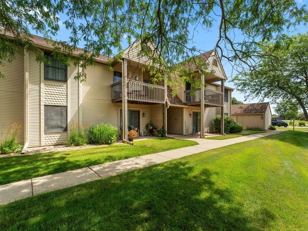 3605 Timberbridge Drive, Unit #h, Valparaiso, IN 46383