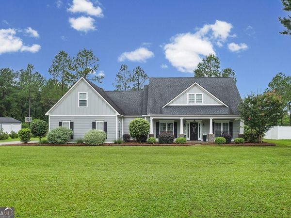 156 Brittany Lakes Drive, Leesburg, GA 31763