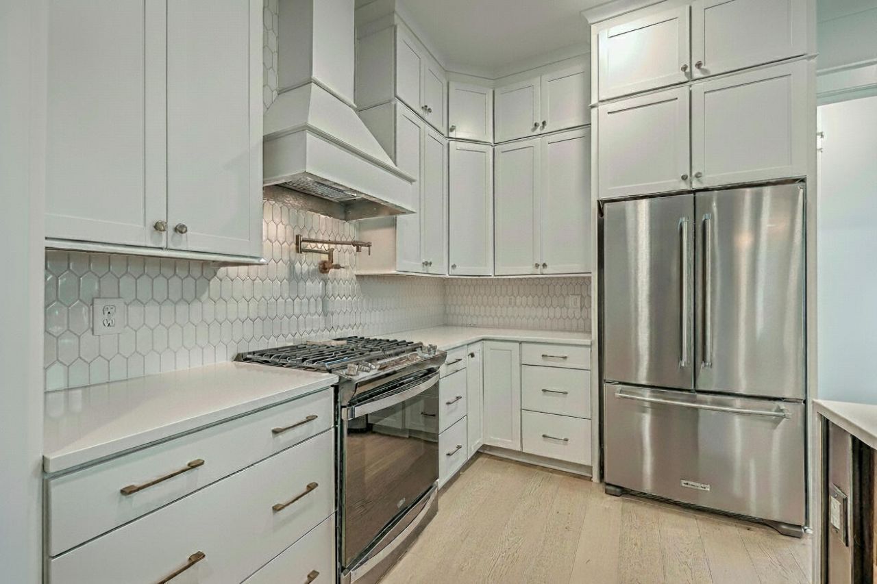 1032 Avenue Of Oaks Photo 14