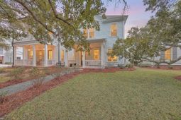 1032 Avenue Of Oaks photo 4