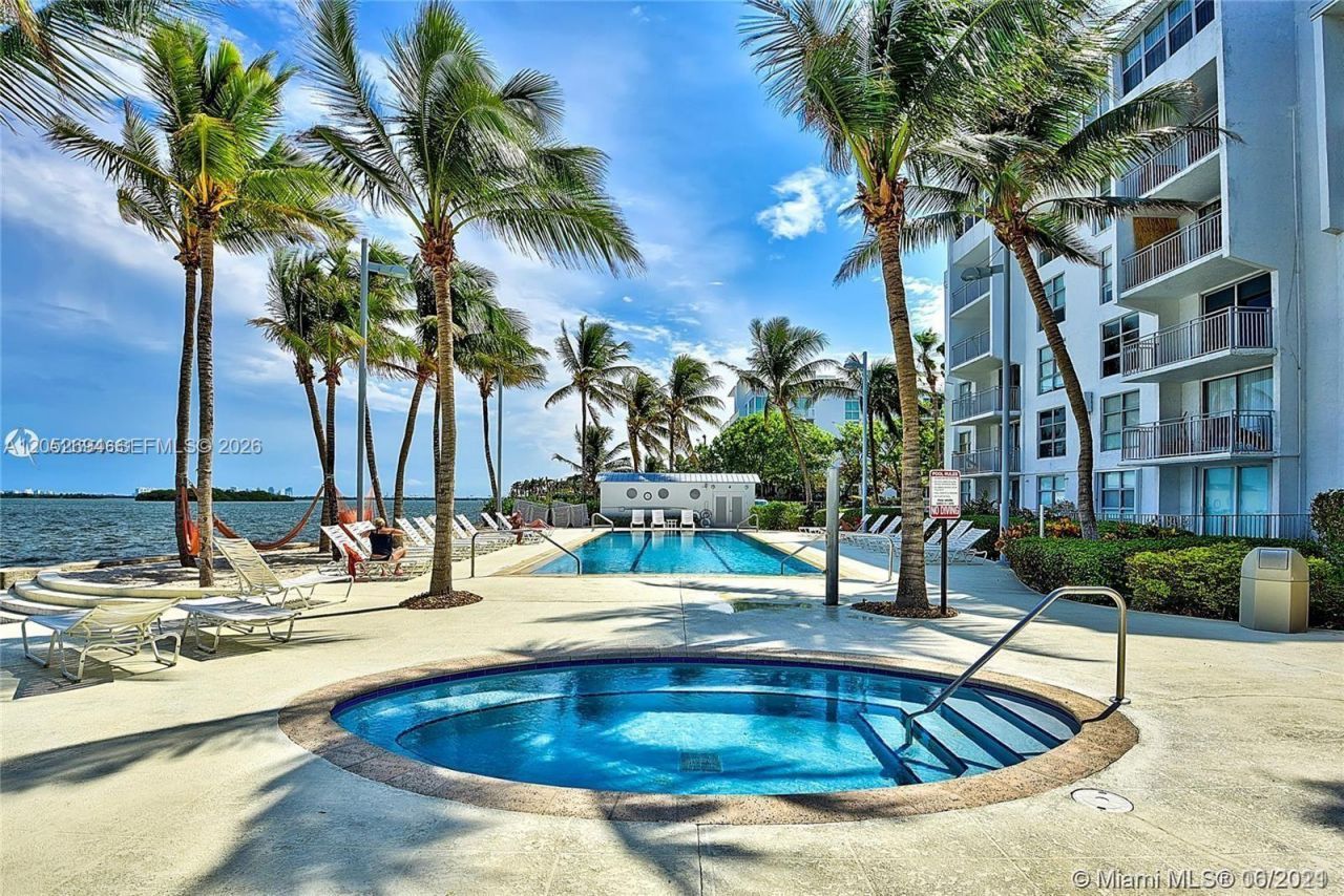 700 NE 63rd St, Unit D205, Miami, FL 33138 Photo