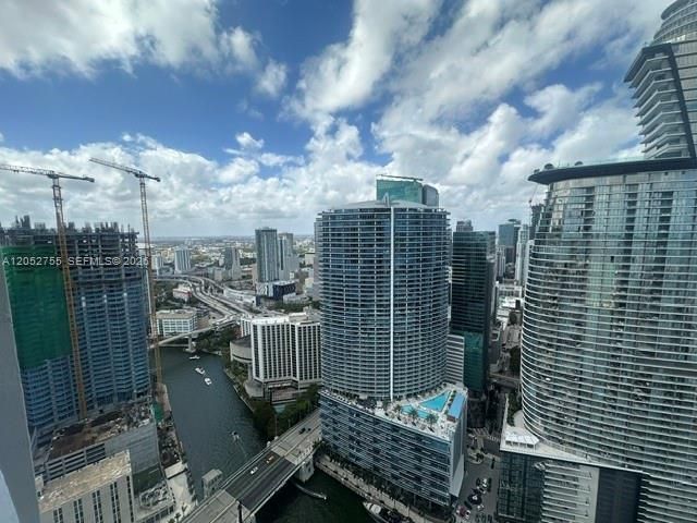 475 Brickell Ave , Unit 5010, Miami, FL 33131 Photo