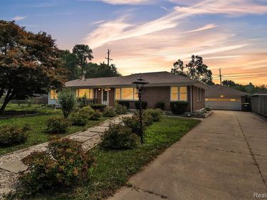 4918 Ainsley Avenue, Pittsfield Twp, MI 48108