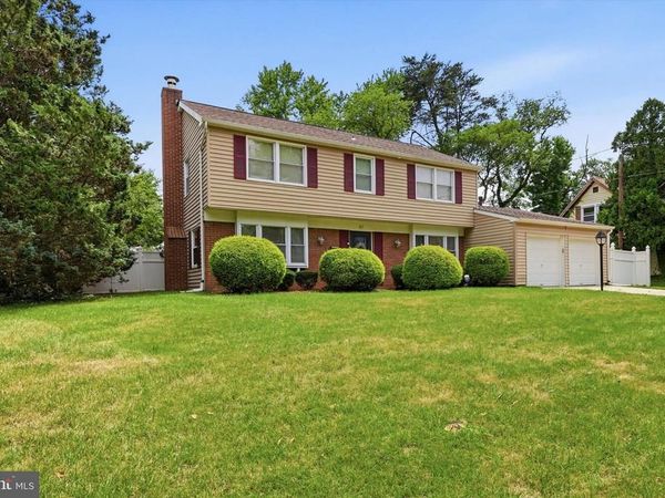61 ELSIN LANE, WILLINGBORO, NJ 08046