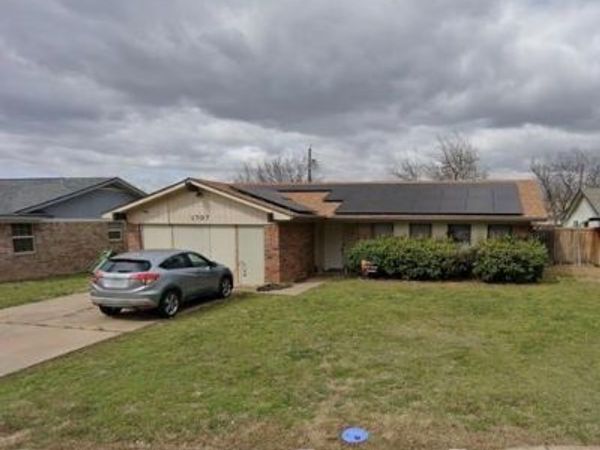 1707 15th Street, Mineral Wells, TX 76067