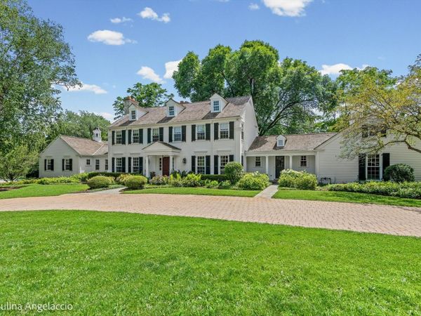 13 Deepwood Road , Barrington Hills, IL 60010