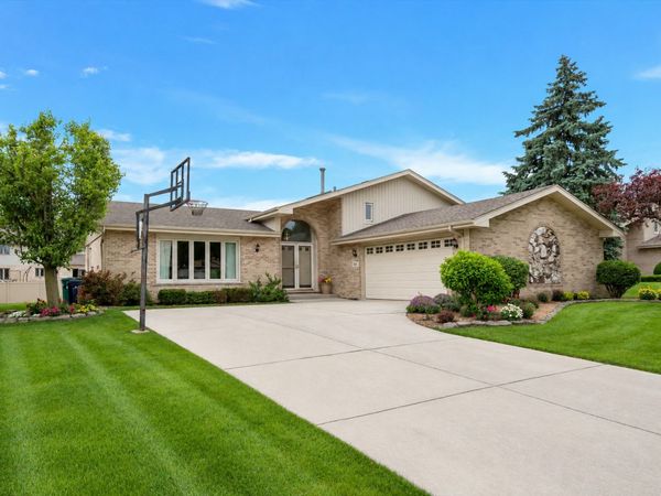 11621 Brookshire Drive , Orland Park, IL 60467