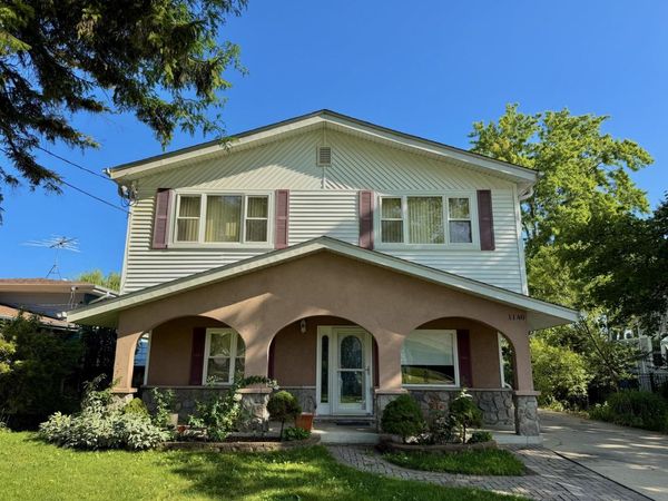 1140 S Van Buren Avenue, Des Plaines, IL 60018