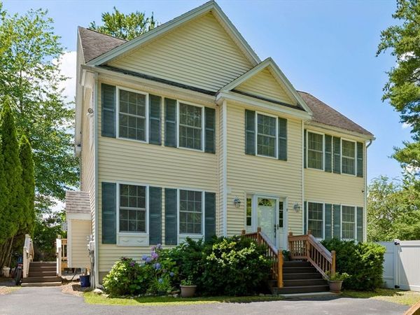 9 Perron Way, Lowell, MA 01854