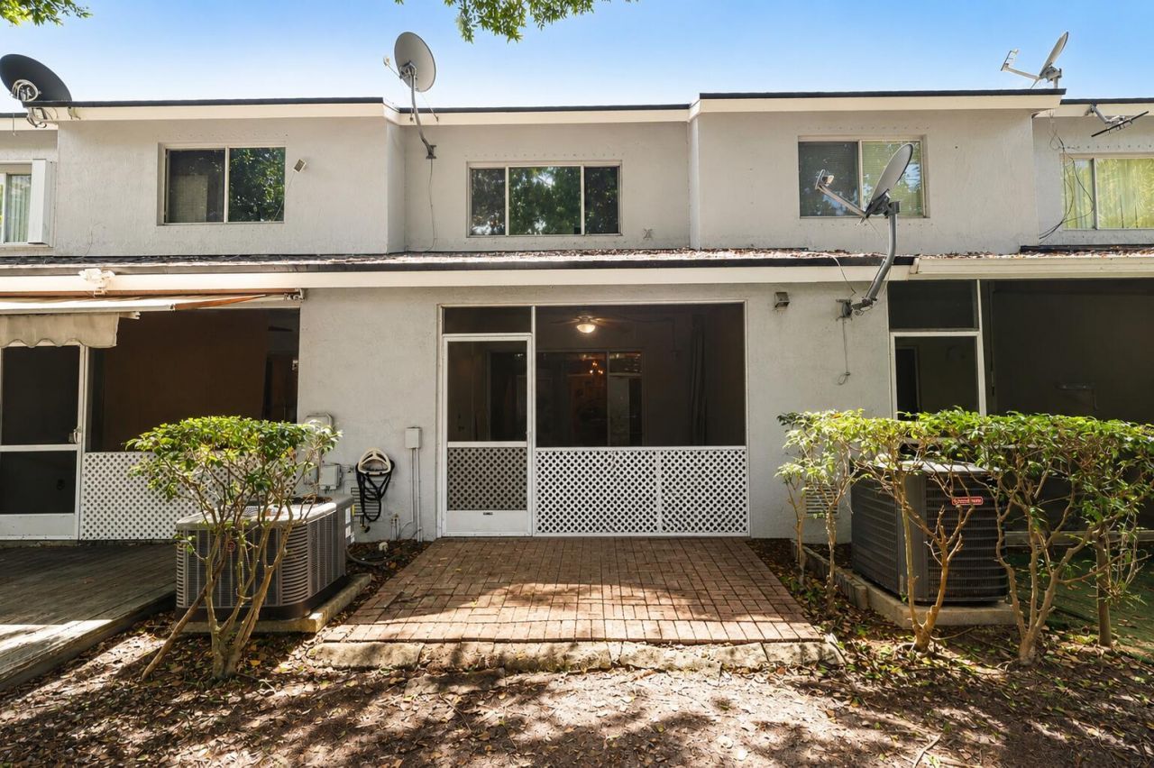 3314 Concert Lane, Unit 128, Margate, FL 33063 Photo