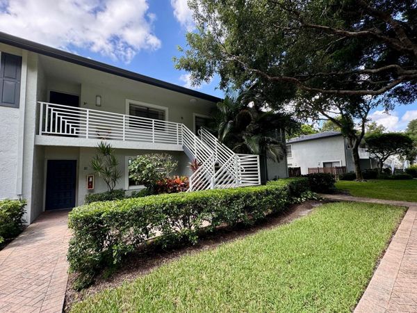 Boynton Beach, FL 33436