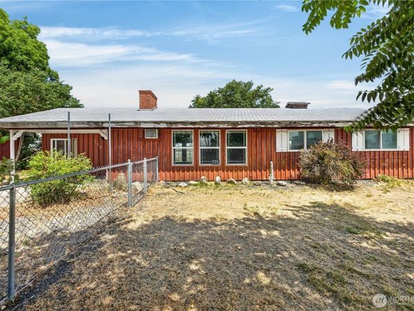 719 S Catalpa , Moses Lake, WA 98837