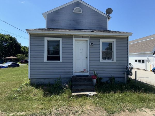 11 Anns Lane, Hampton, NH 03842