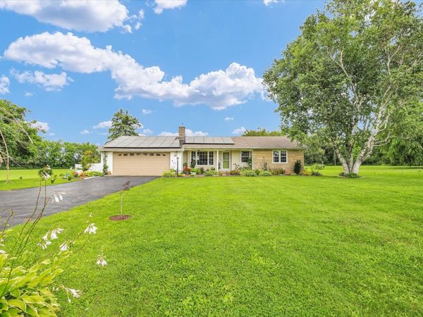 601 W Woodyard Avenue , Ridge Farm, IL 61870