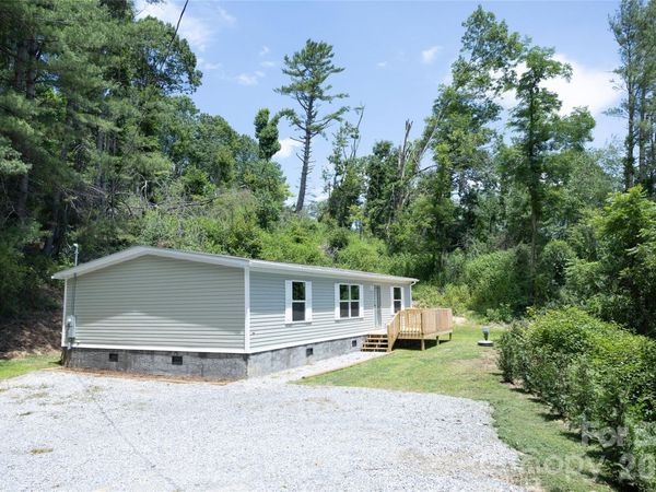 157 Berry Street, Spruce Pine, NC 28777