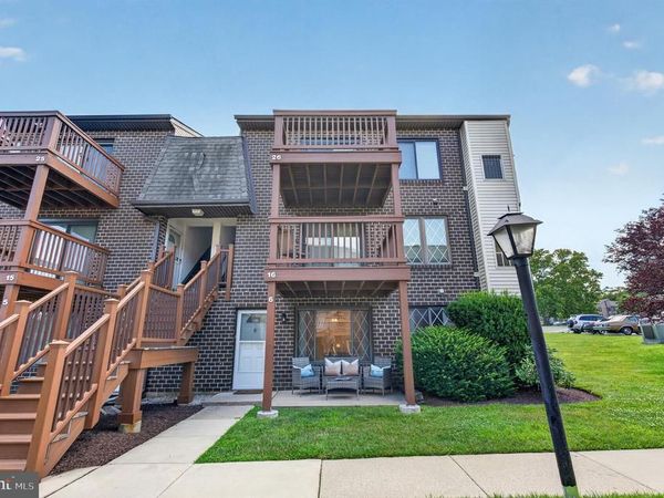 5200 HILLTOP DRIVE, Unit 313, BROOKHAVEN, PA 19015