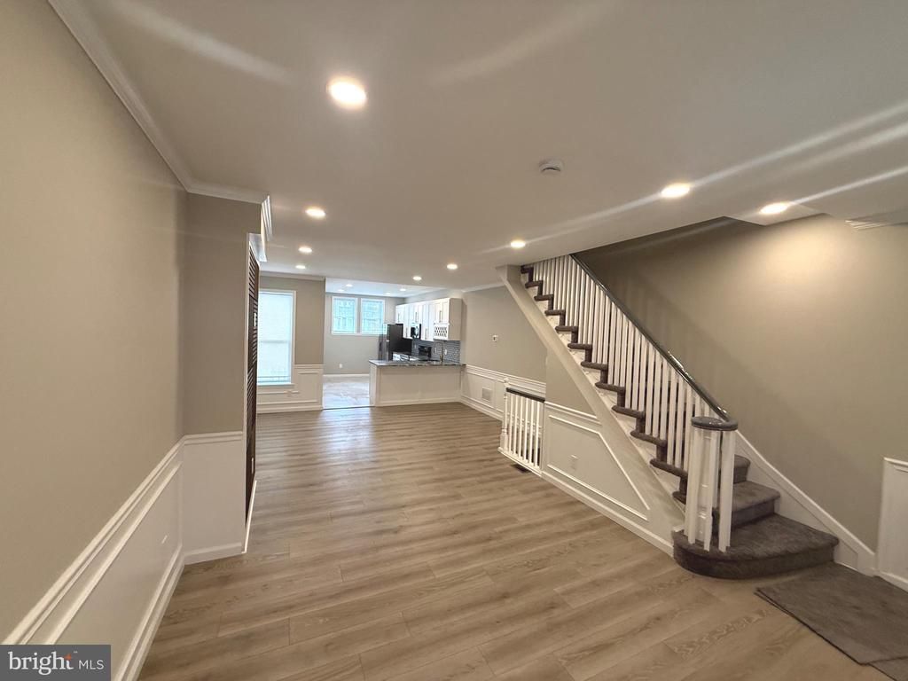 6719 N SMEDLEY STREET , PHILADELPHIA, PA 19126