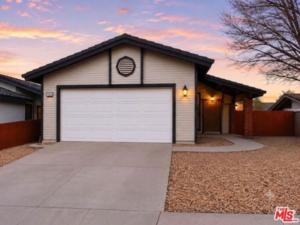 9975 Pebble Beach Drive, California City, CA 93505
