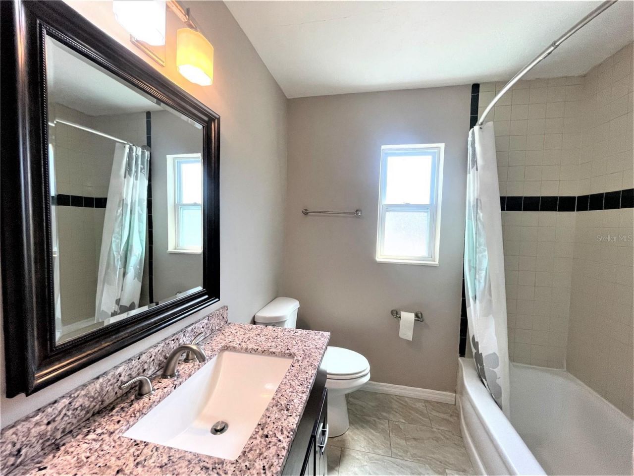 5036 Oxford Avenue N, Saint Petersburg, FL 33710 Photo