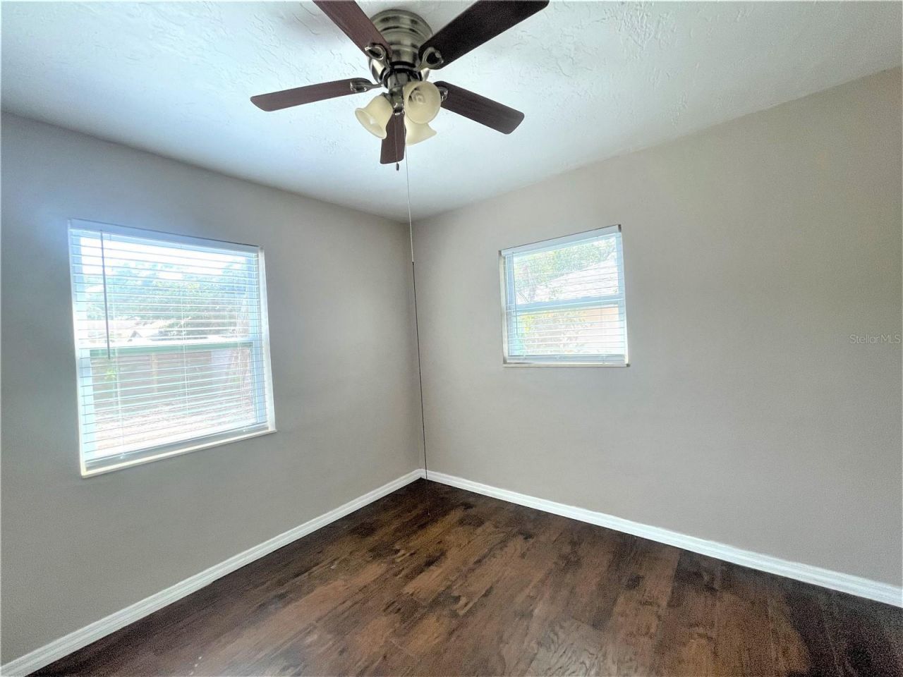 5036 Oxford Avenue N, Saint Petersburg, FL 33710 Photo