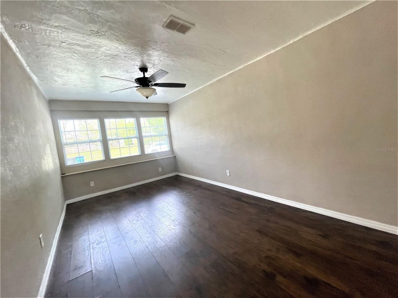 5036 Oxford Avenue N, Saint Petersburg, FL 33710 Photo
