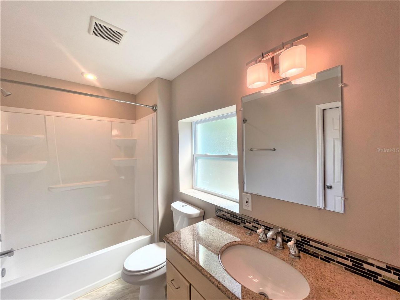 5036 Oxford Avenue N, Saint Petersburg, FL 33710 Photo