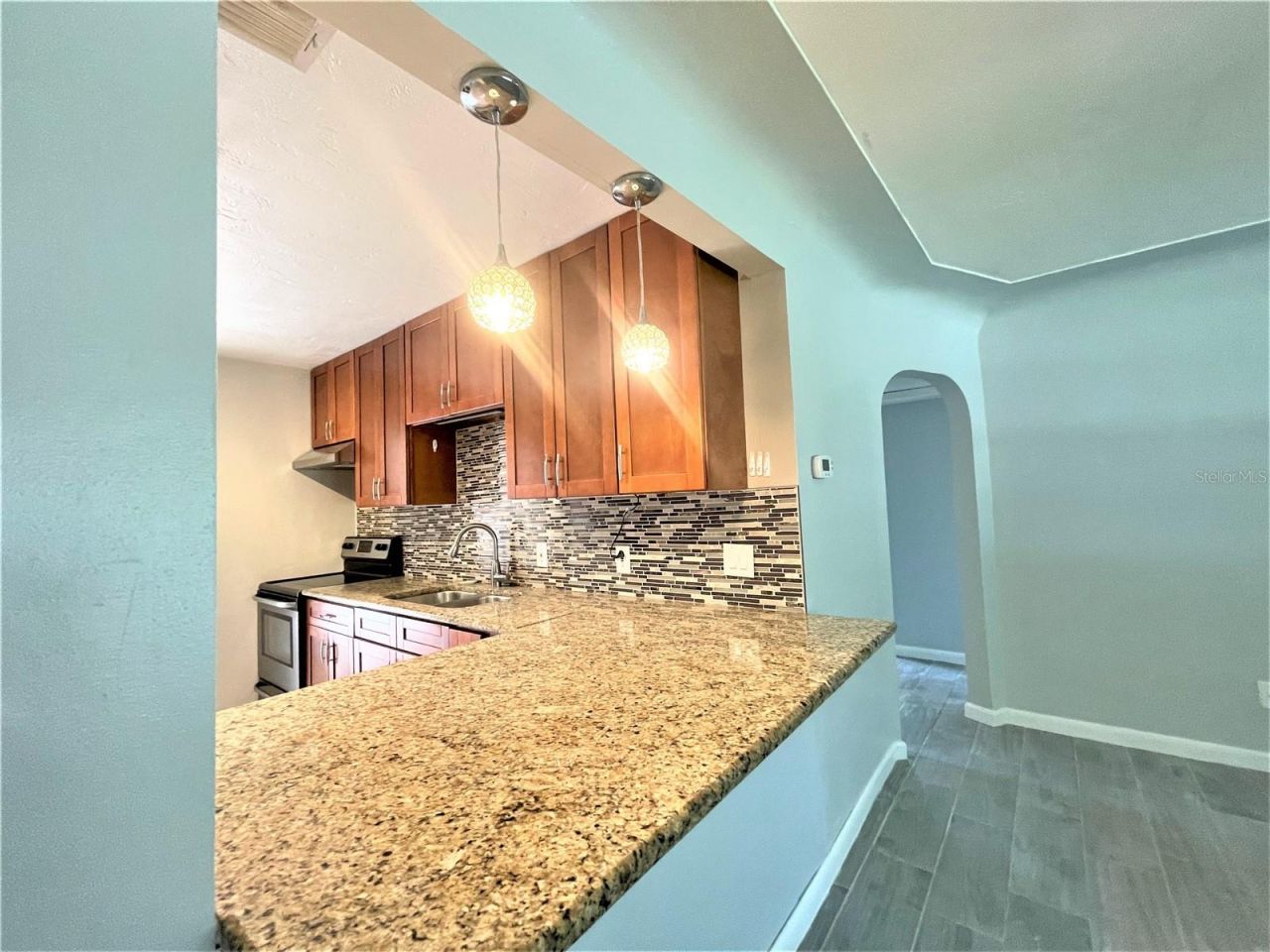 5036 Oxford Avenue N, Saint Petersburg, FL 33710 Photo