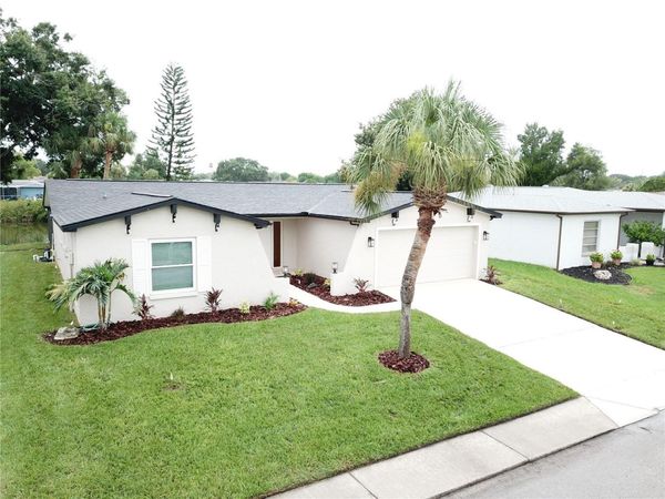 8448 NEWTON DRIVE , PORT RICHEY, FL 34668