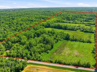 2003 Johnson Creek Road, Barker, NY 14012