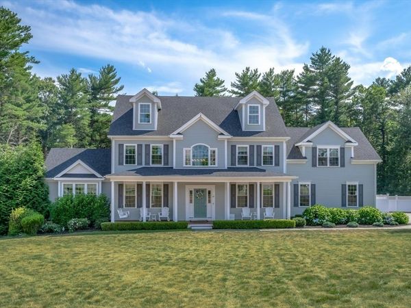 30 Horseshoe Ln, Canton, MA 02021