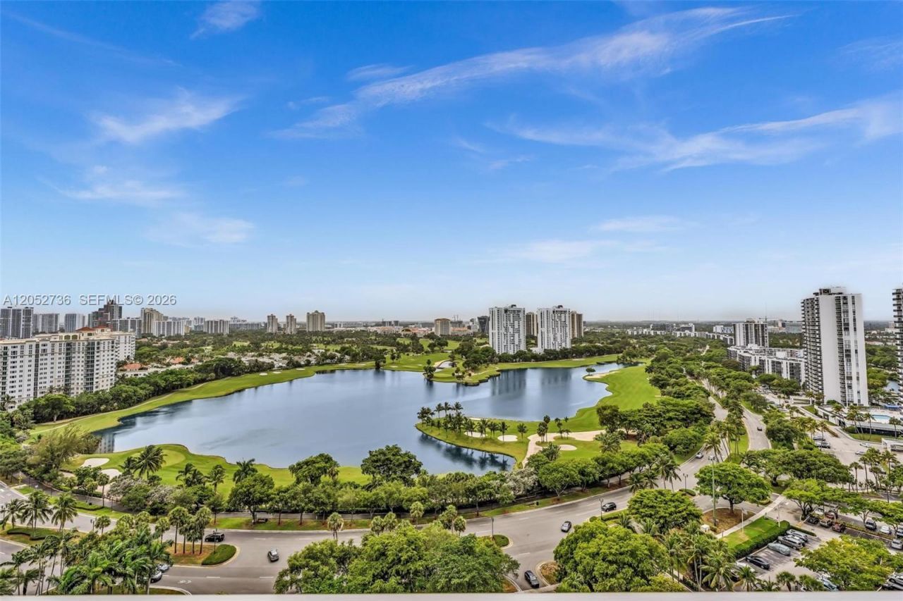 20281 E Country Club Dr , Unit 1907, Aventura, FL 33180 Photo