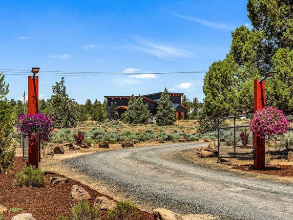 4076 SW Park Lane, Culver, OR 97734