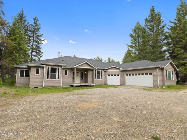 53 Koyokuk Trail , Spirit Lake, ID 83869