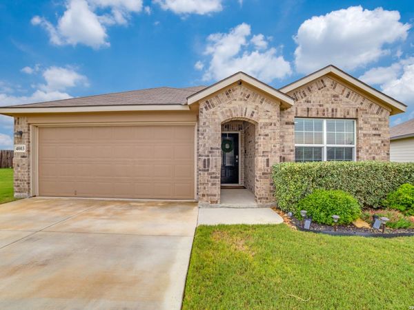 4003 FORT PALMER BLVD, St Hedwig, TX 78152