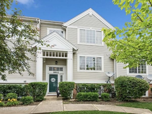 1812 Whirlaway Court , Glendale Heights, IL 60139