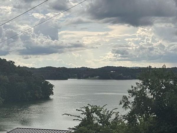 2312 Mary Alice Way, Sevierville, TN 37876