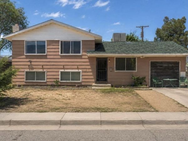 2827 Dorothy Street NE, Albuquerque, NM 87112