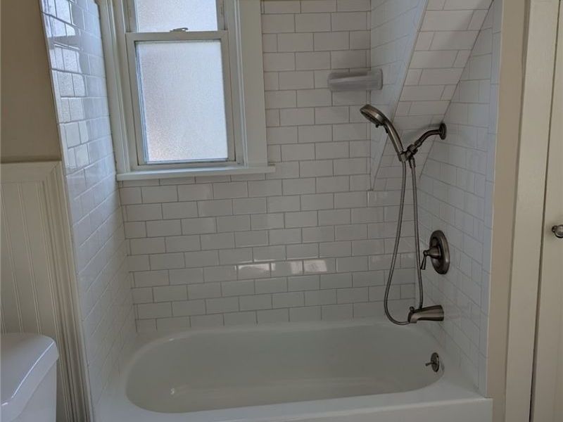 362 E 214th Street, Euclid, OH 44123 Photo 11