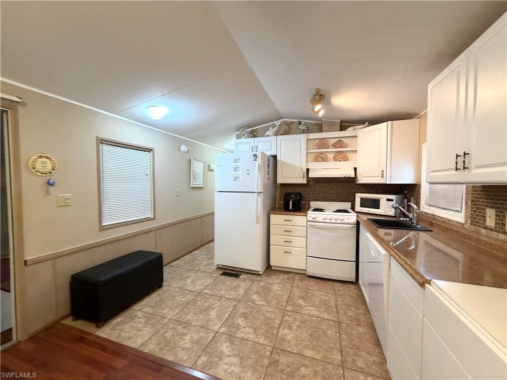 4591 Candlestick Ct E, Estero, FL 33928 Photo