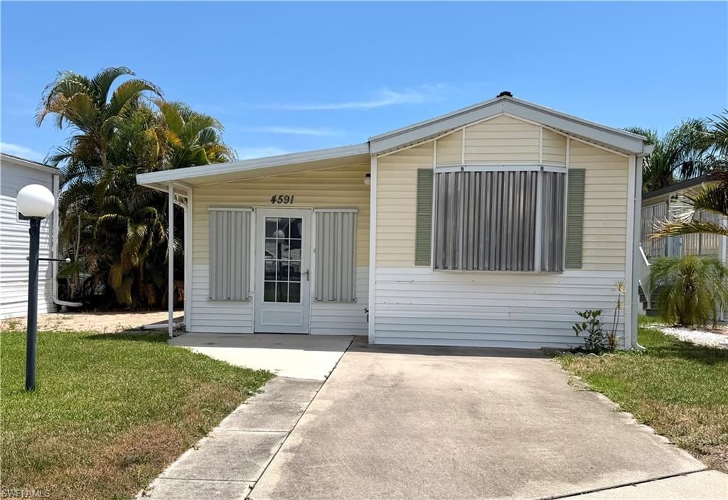 4591 Candlestick Ct E, Estero, FL 33928 Photo